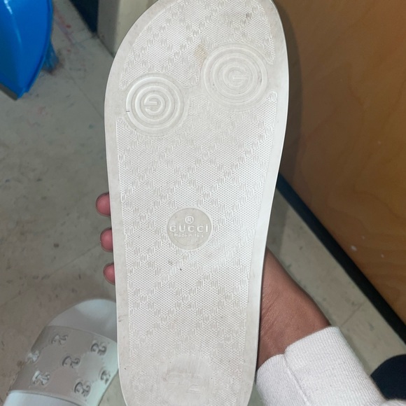 Gucci slides - Picture 3 of 5